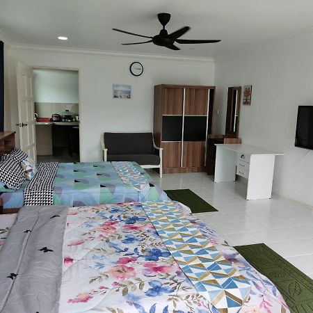 Sunrise Bedrooms And Transit Ранау Экстерьер фото